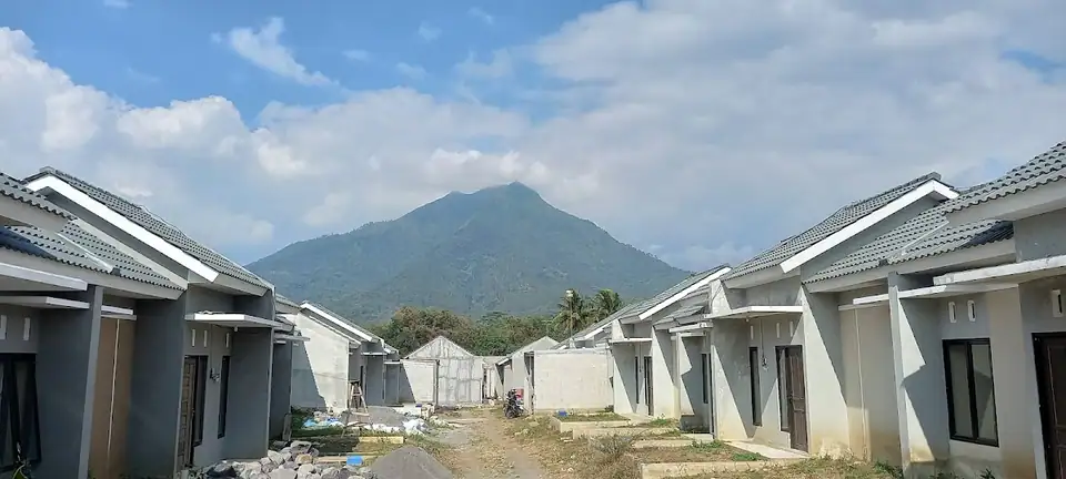 Rumah Kecil Adrina