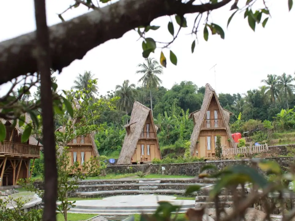 Balkondes Kembanglimus Pring Apus EF — foto 2