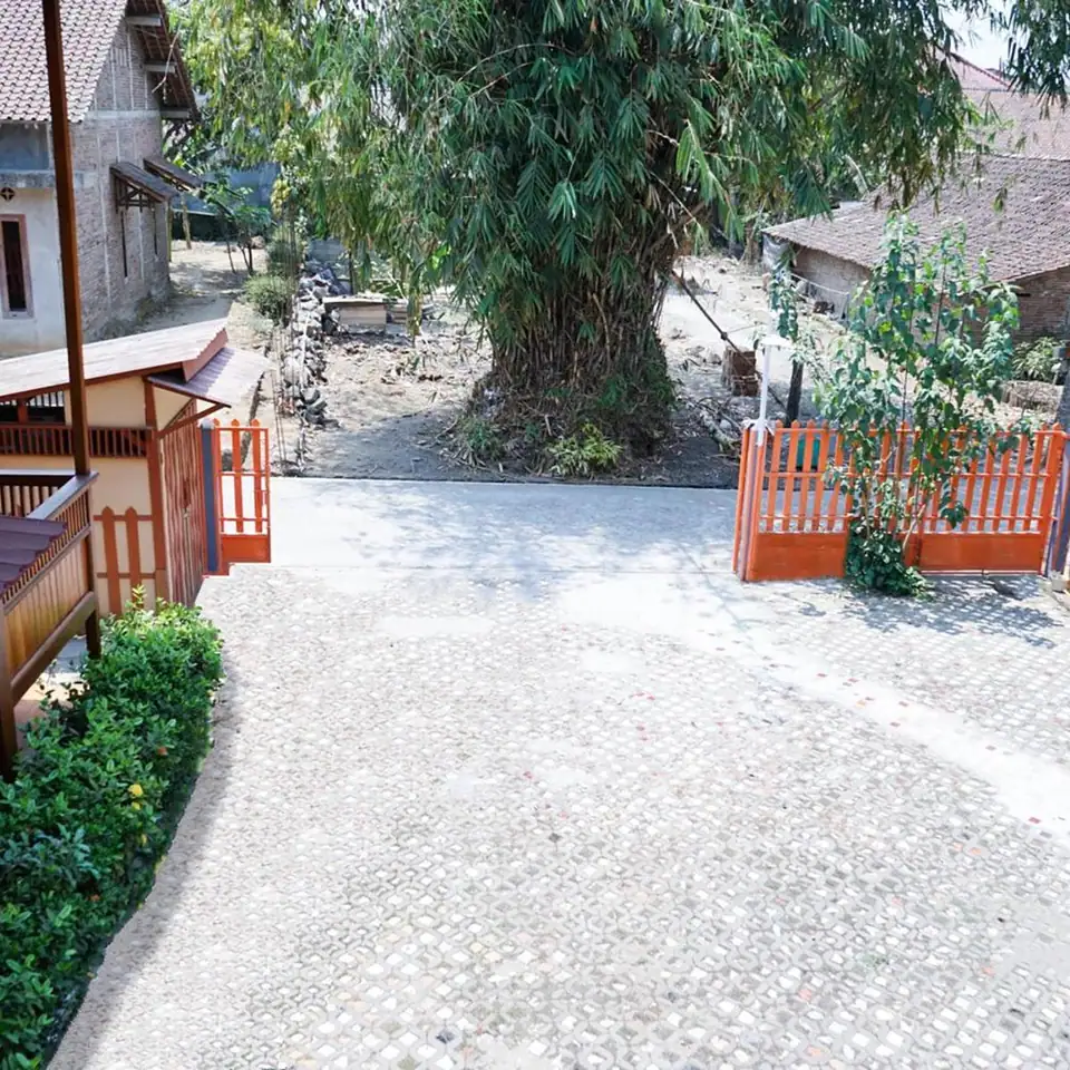 DJURAGAN KAMAR OEMAH KAYU SARAGAN - One-Bedroom Apartment — foto 3