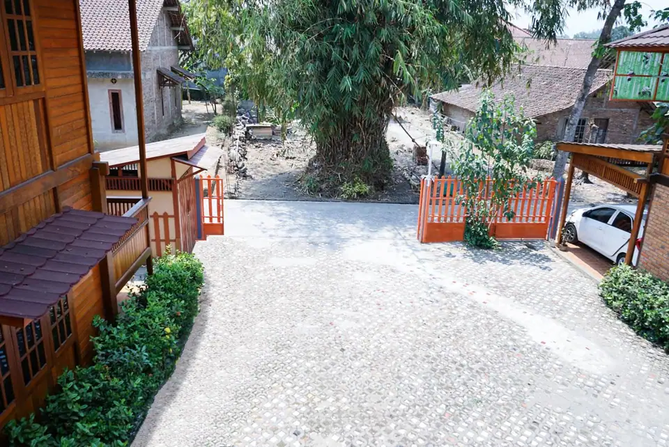 DJURAGAN KAMAR OEMAH KAYU SARAGAN - One-Bedroom Apartment — foto 2