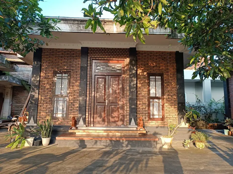 Lotus 2 Guest House