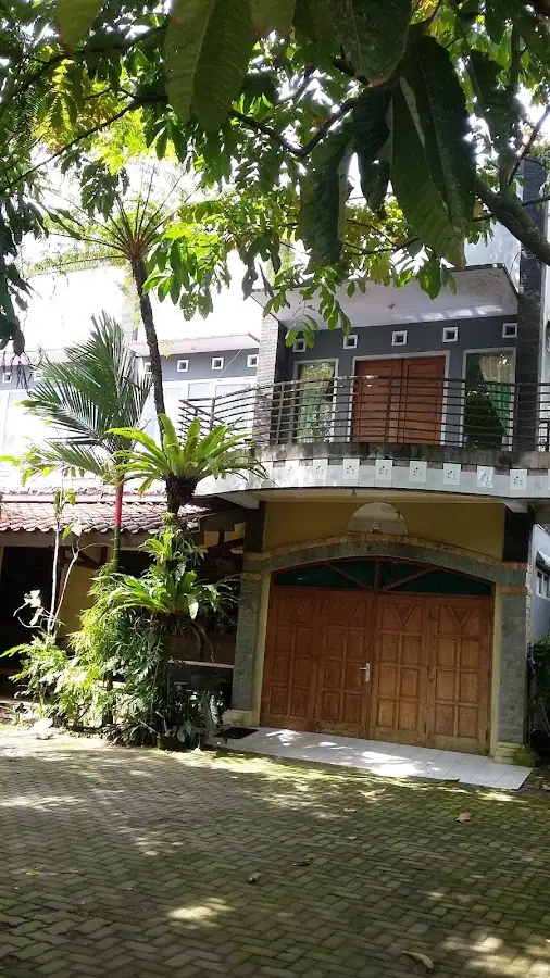 Wisma Adi Wiy — foto 2