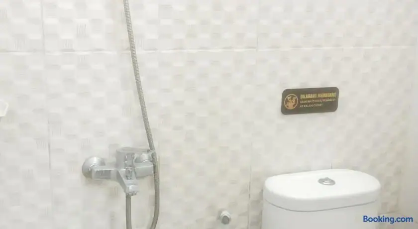 Seluruh Rumah Karyakita Homestay Magelang — foto 4