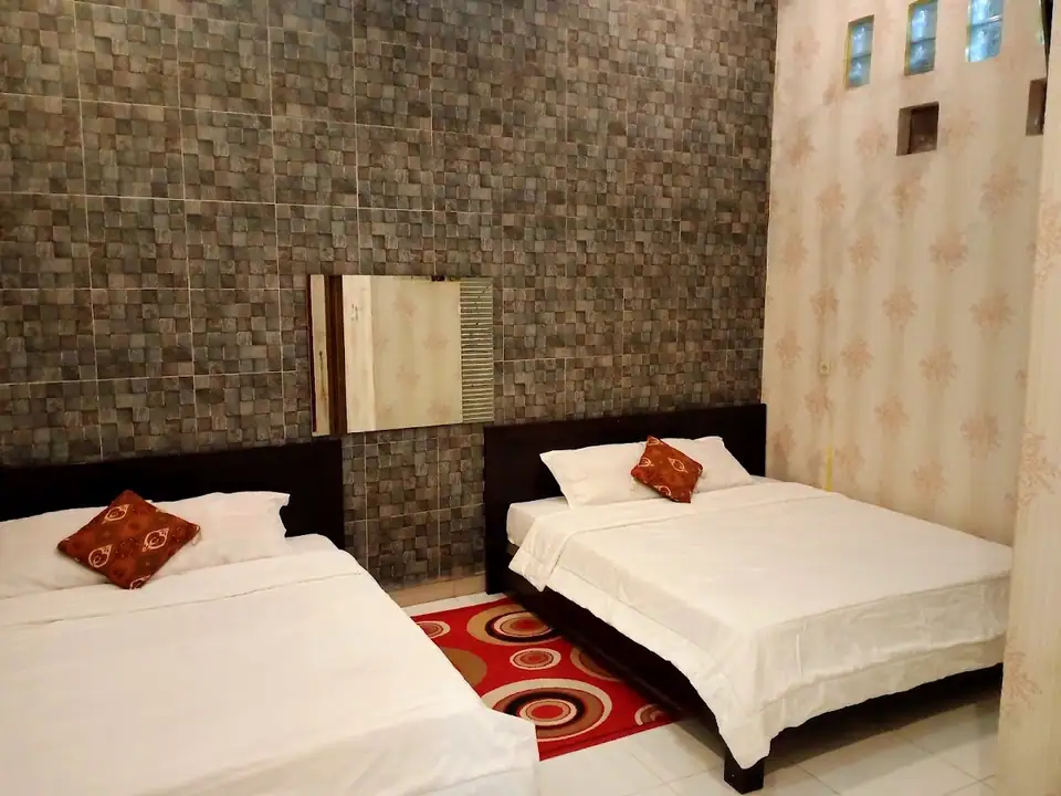Homestay & Penginapan Mbok Dhe