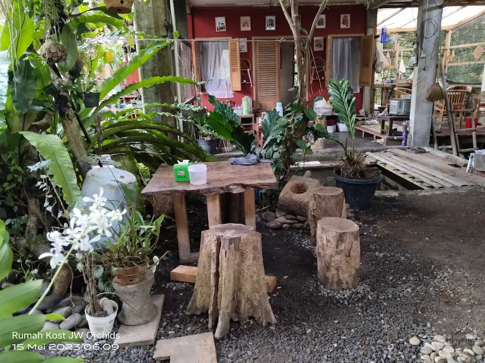Rumah KOST JW Orchids