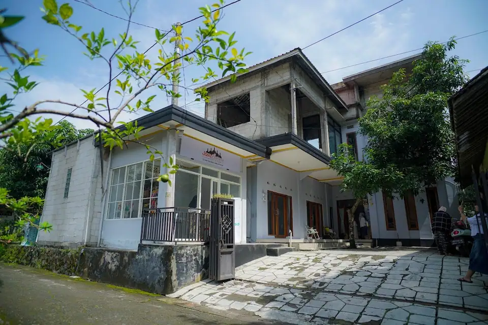 Javalestari homestay & tour