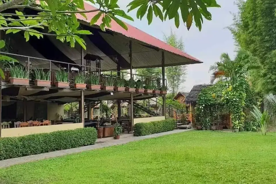 Family Accommodation with Garden View (Sleep 3)