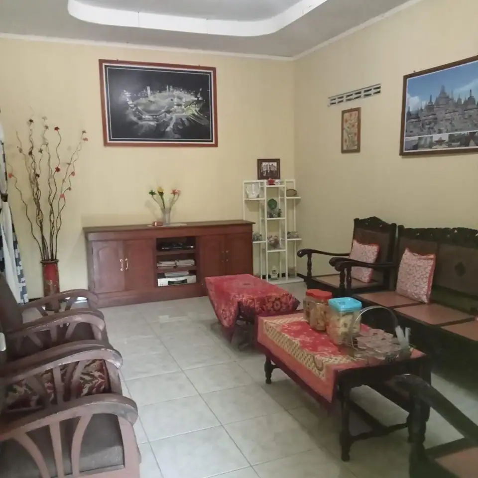 Homestay Bu Enik Borobudur by BToC - Double Room with Fan — foto 2