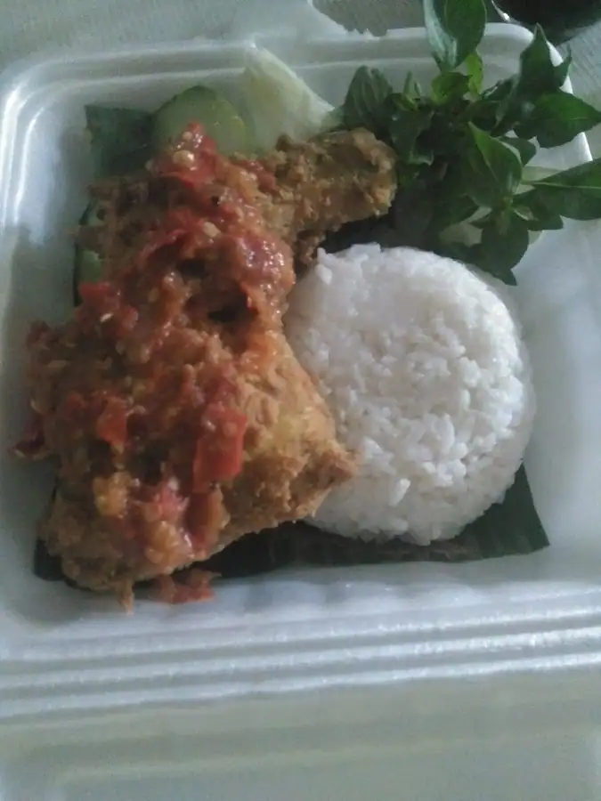Tongkrongan kopi ireng — foto 3