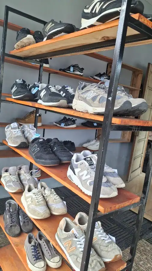 Bless Shoes Clean // Cuci Sepatu Magelang — foto 5