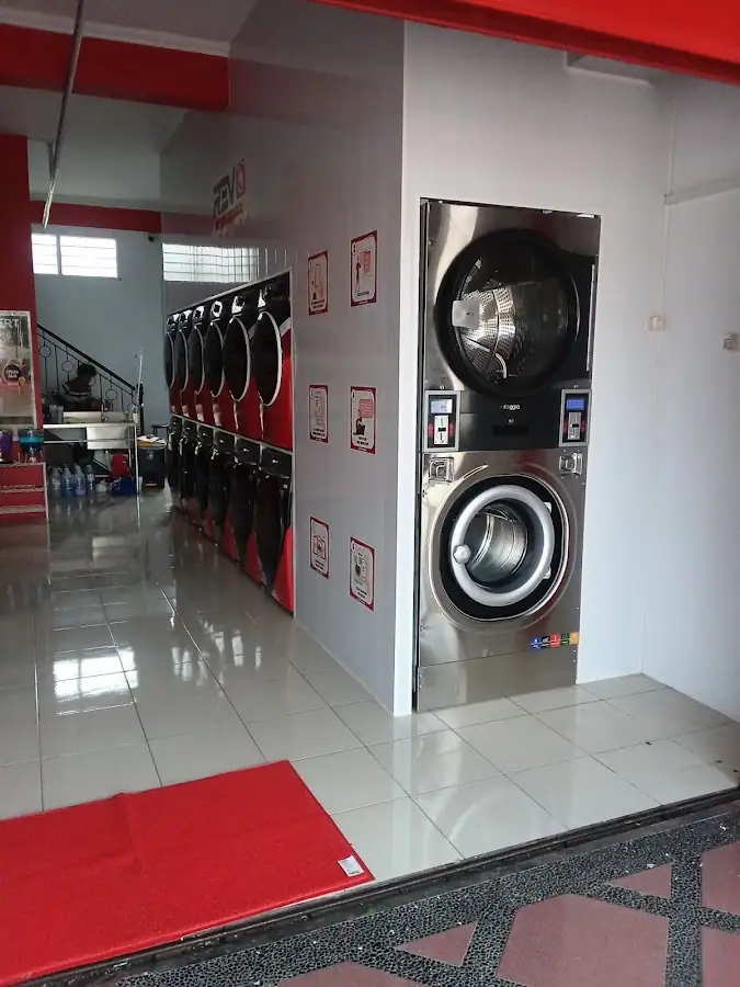 Revo Laundry Expert Magelang — foto 4