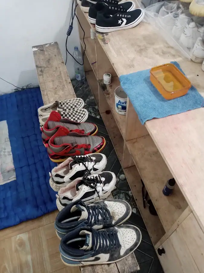 LUCKY STAIN SHOES CLEAN — foto 2