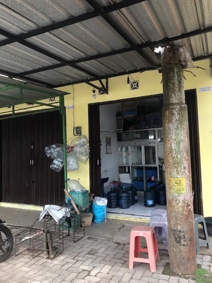 Depot Isi Ulang Air Mineral Lidya/ Agen aqua