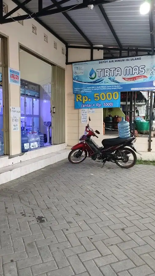 Depot Air Minum Isi Ulang REDHISCA TIRTA — foto 3