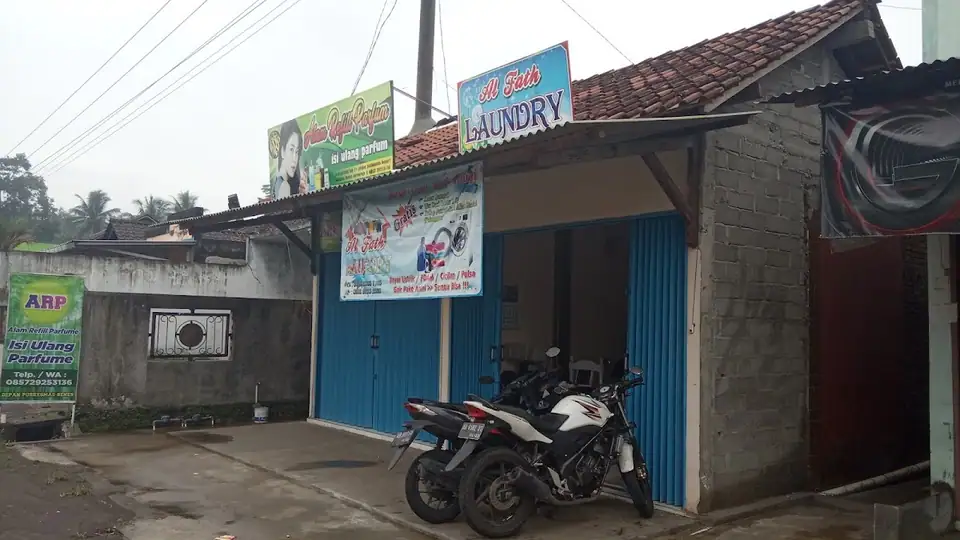 Alfath laundry and sneaker — foto 4