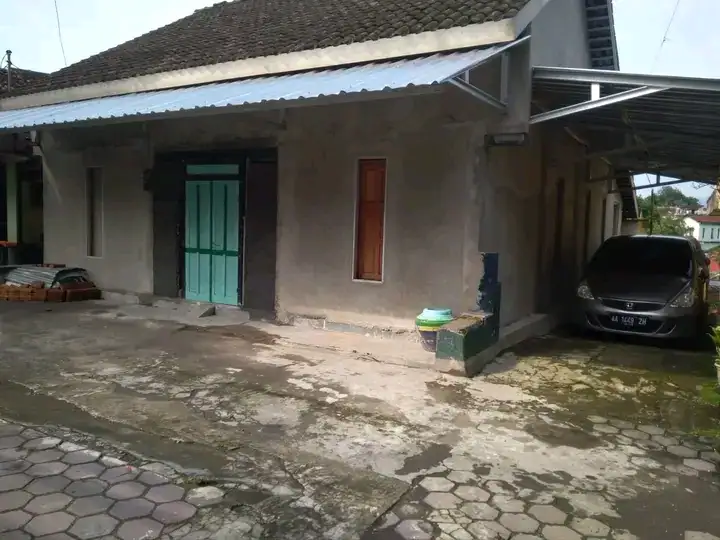 Kos Putra Burhan