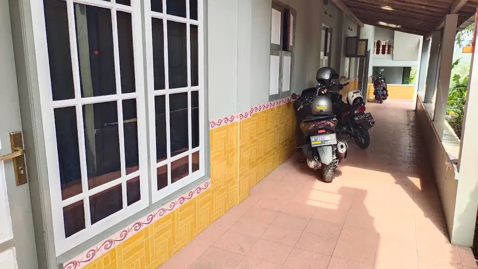 Kost bu Agus