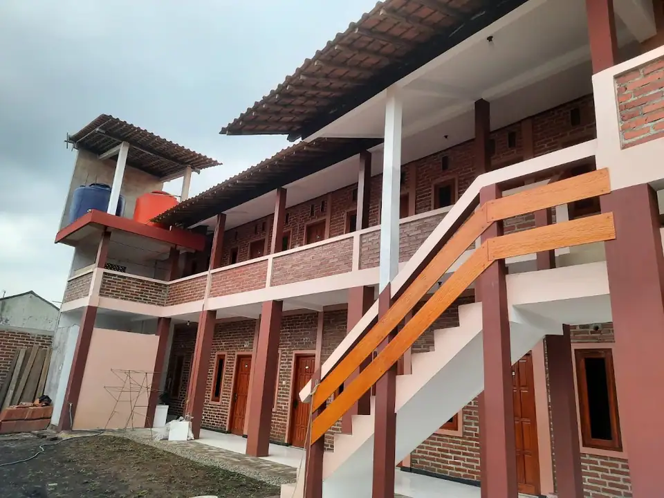 Kost Putra dan Putri LANIRA 3