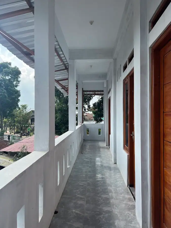 KOS UNGU MAGELANG — foto 3