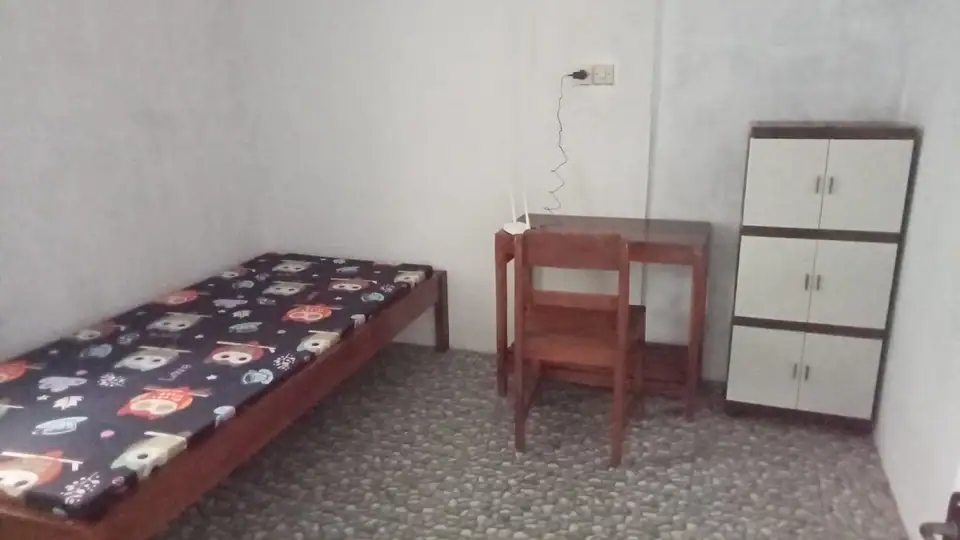 Kost Putri Magelang di Jambewangi Indah 2 Magelang deket dengan Kampus Untid Sidotopo dan Rsj Kota Magelang — foto 4