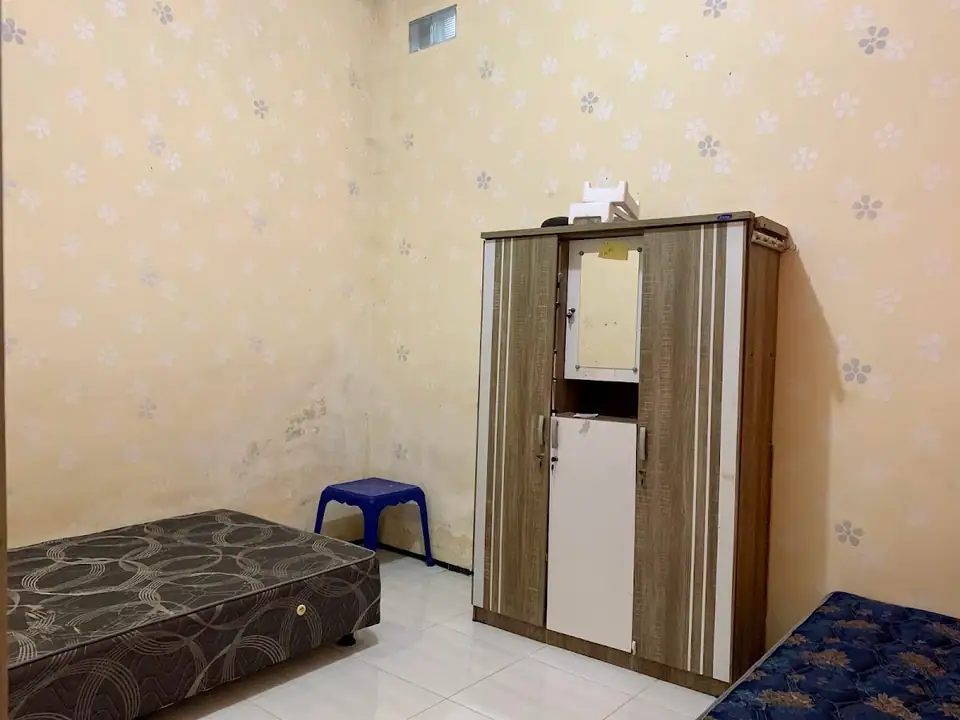 Kost Putri Magelang di Jambewangi Indah 2 Magelang deket dengan Kampus Untid Sidotopo dan Rsj Kota Magelang — foto 2