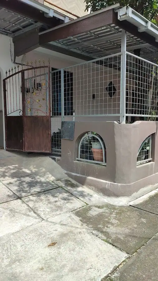 Kost Putri Bu Dwi (dekat RST)