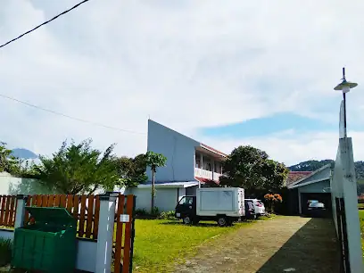 Ara Kost