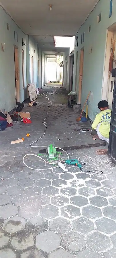 Kos Delima Putih