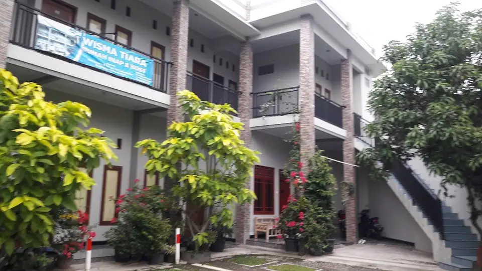 KOST Bu Nur