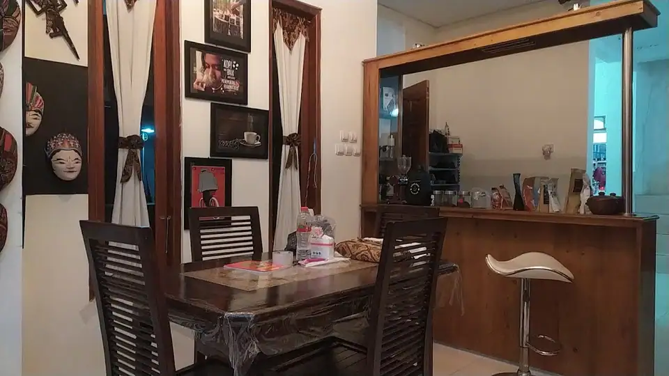 KOS (Kedai Oemah soetan) — foto 3
