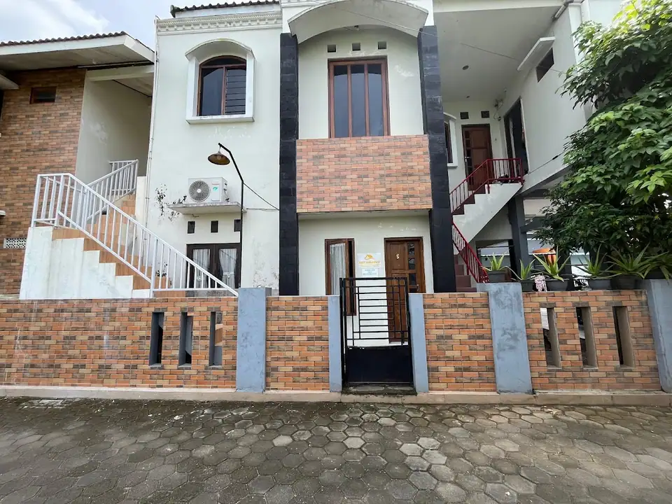 Kos Saraswati