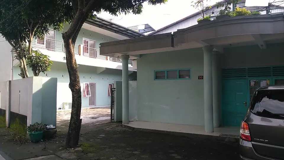 Kost Bu Sain