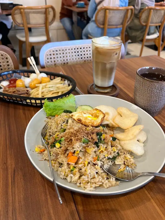 Sakopi Cafe and Resto · Gardena Dept Store — foto 5