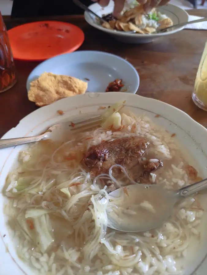 Sop Empal Bu Haryoko — foto 3