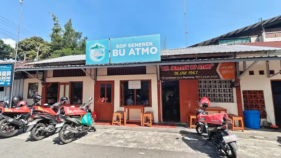 Kuliner Legend "Es Murni Magelang" · Sriwijaya No. 28 — foto 4