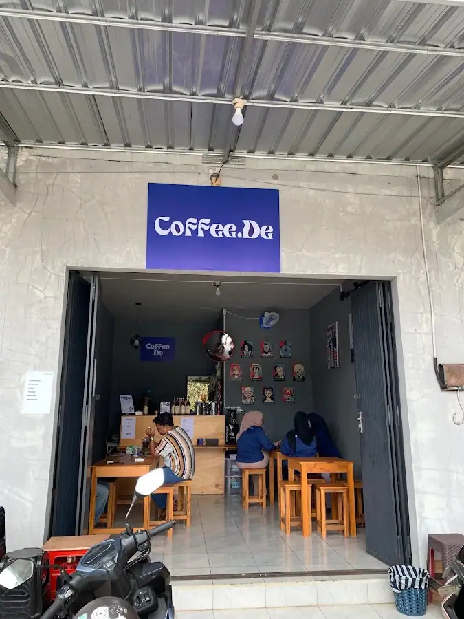 Dawala Coffee & Space · Kalimas No.123 — foto 3
