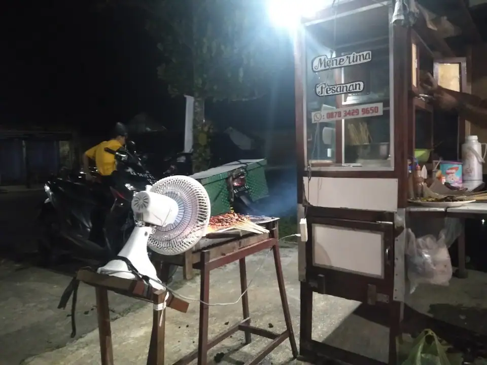 Warung Sate Madura - Dilem