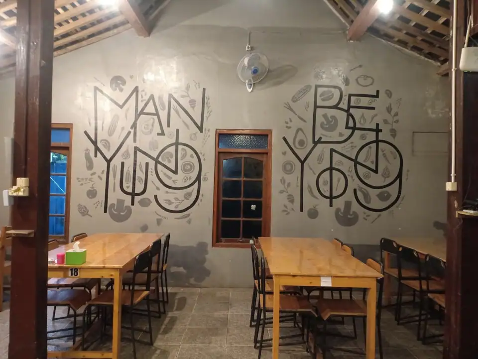 Bukit Menoreh Resto & Coffee — foto 5