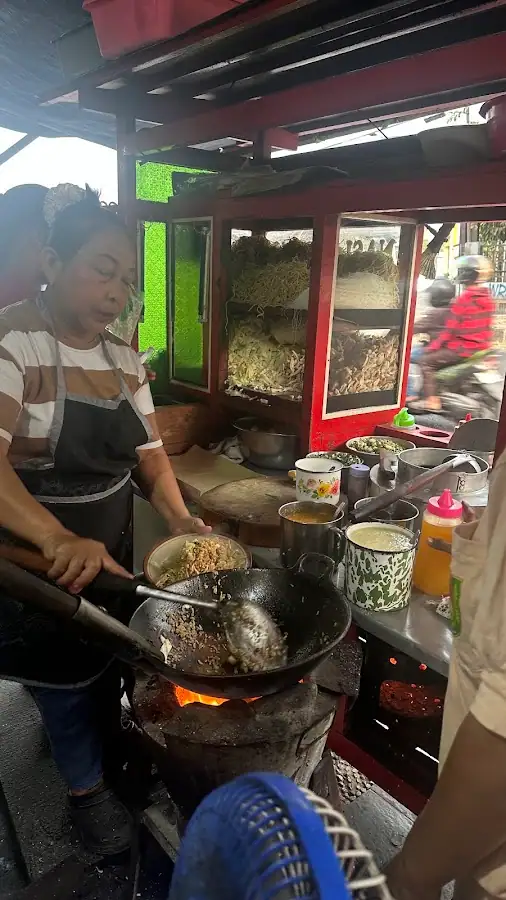 Nasi Goreng Pak Dodok