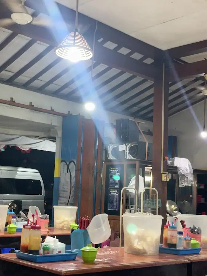 Bakso GR Bakso Tetelan dan Mie Ayam Ceker — foto 3