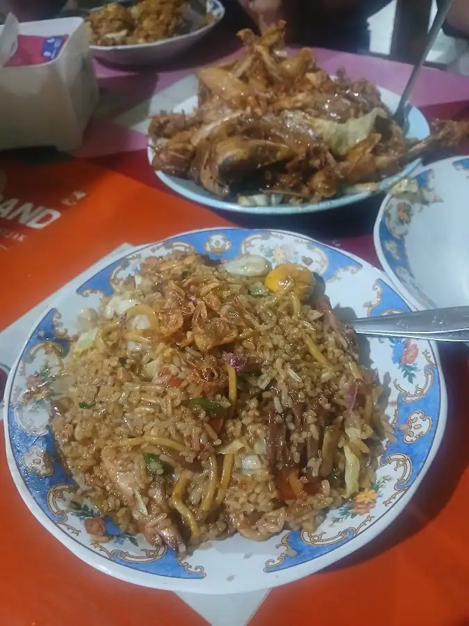 Nasi Goreng Pak Yatno — foto 2