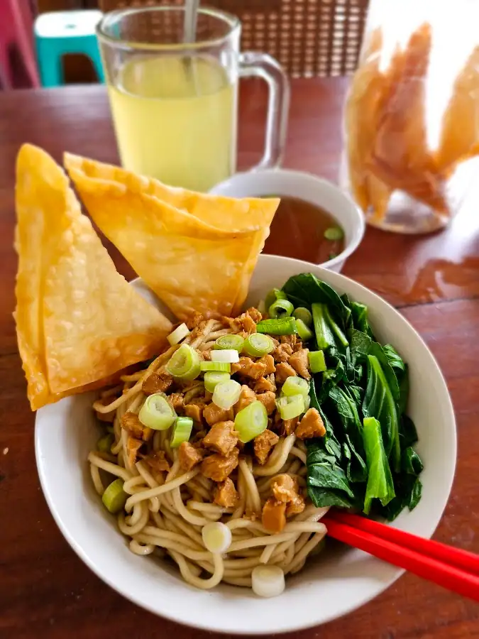 Bakso Pak Kribo Magelang — foto 4