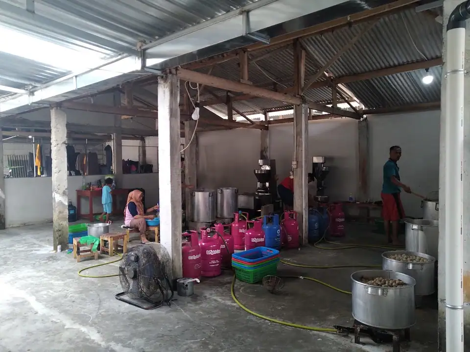 Penggilingan Bakso Mie dan Pusat Produksi Bakso pak Granat