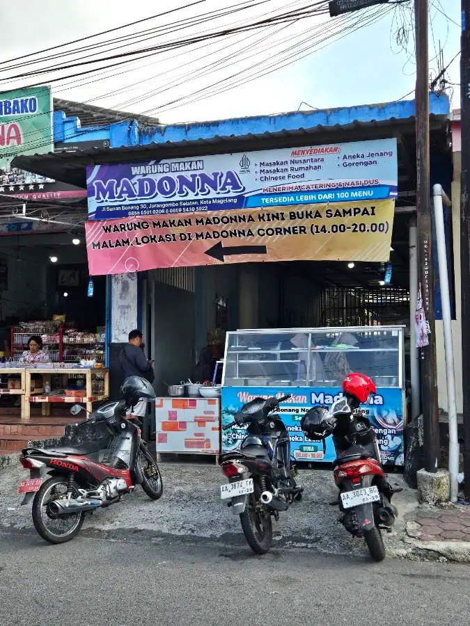 Warung Makan Madonna(d.h Bubur Koyor Karet) — foto 2