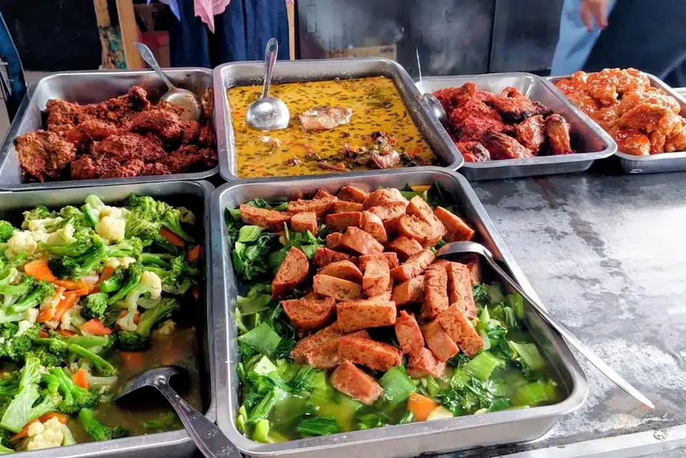 Warung Makan Madonna(d.h Bubur Koyor Karet) — foto 4