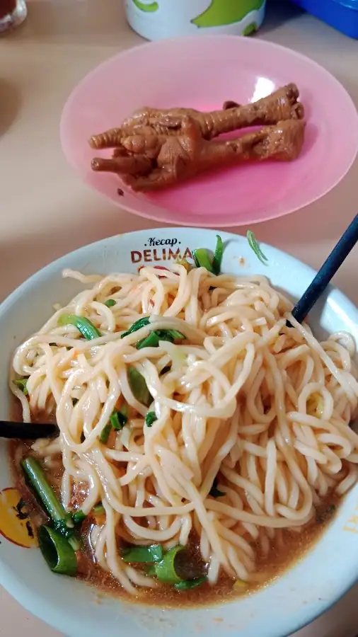 Mie Ayam Pak.Yanto — foto 5