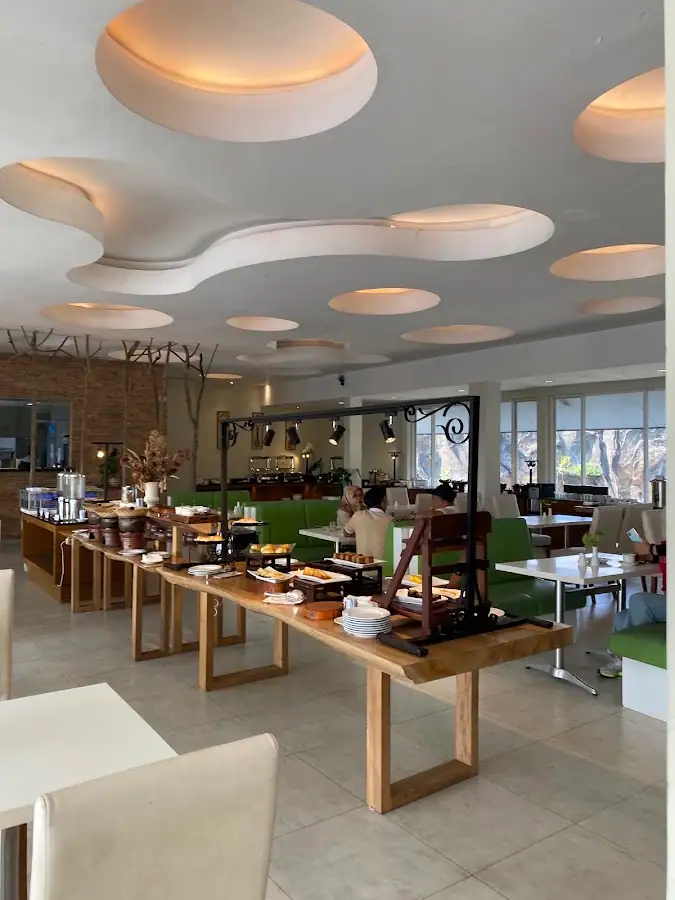 Seroja Cafe & Resto