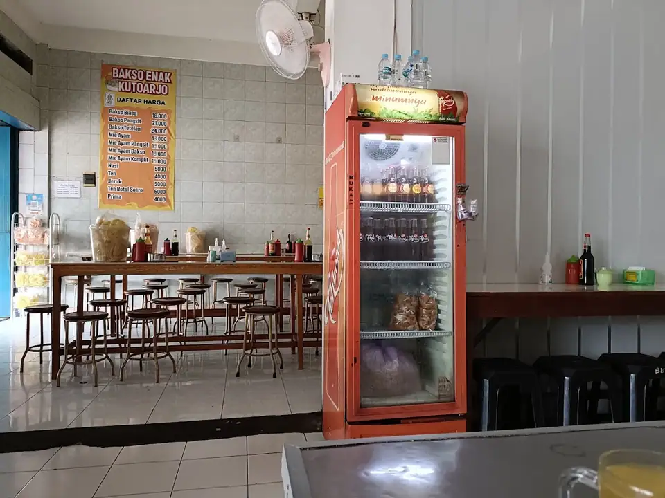 Bakso Enak Kutoarjo · Magelang Sel. — foto 5