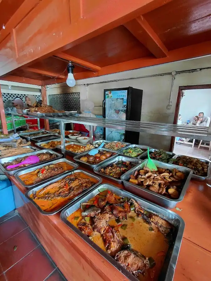 Warung Makan Senerek "Bu Atmo" — foto 5