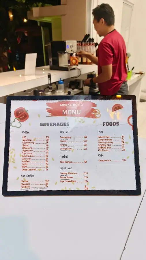 Merah putih coffee and eatery — foto 2